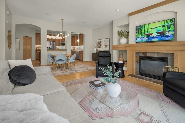 190 Elm Street, Saint Paul, MN 55102