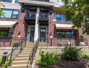 190 Elm Street, Saint Paul, MN 55102