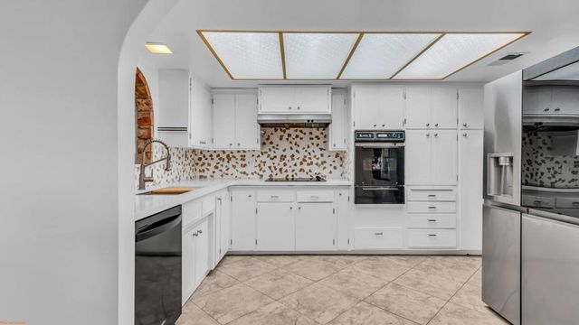 9980 Hoylake Road, Desert Hot Springs, CA 92240