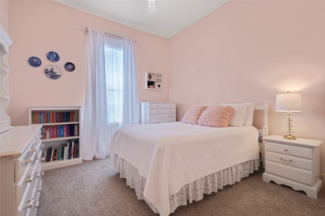 7701 Oak Creek Lane, Denton, TX 76208