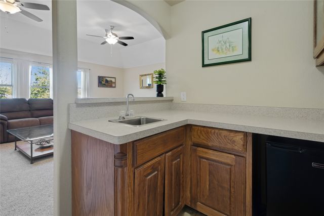 7701 Oak Creek Lane, Denton, TX 76208