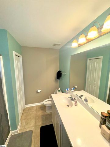 231 Garfield Lane, Simpsonville, SC 29681