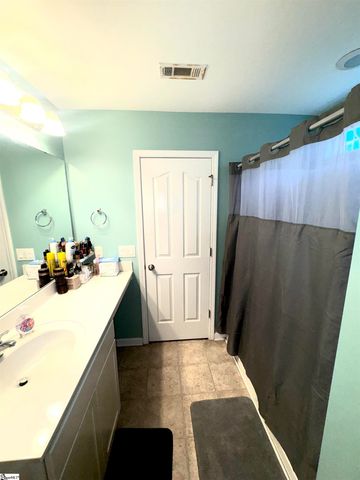 231 Garfield Lane, Simpsonville, SC 29681