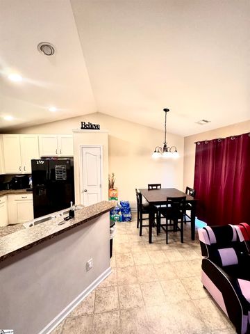 231 Garfield Lane, Simpsonville, SC 29681