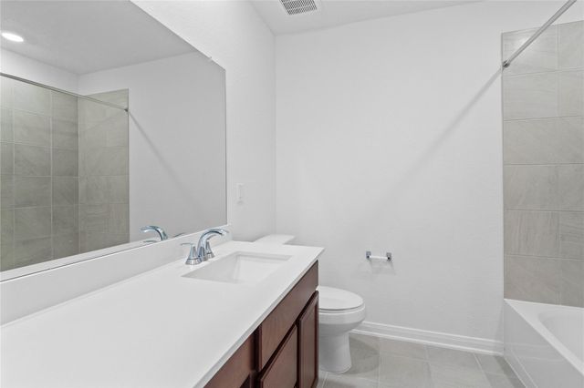 826 Imperial Loop, Alvin, TX 77511