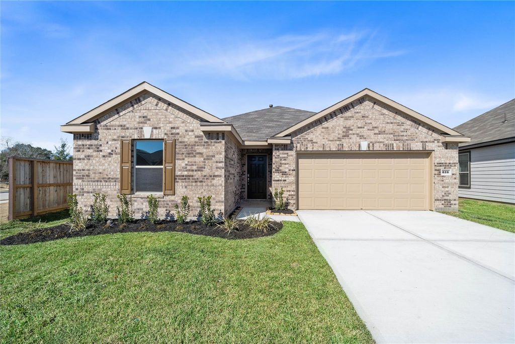 826 Imperial Loop, Alvin, TX 77511