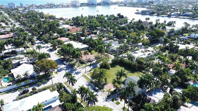1000 Harrison Street, Hollywood, FL 33019