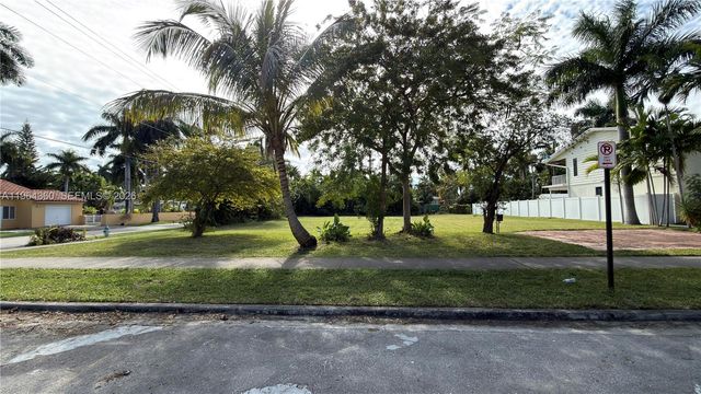 1000 Harrison Street, Hollywood, FL 33019