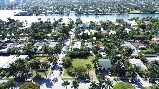 1000 Harrison Street, Hollywood, FL 33019