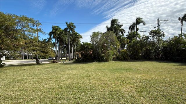 1000 Harrison Street, Hollywood, FL 33019