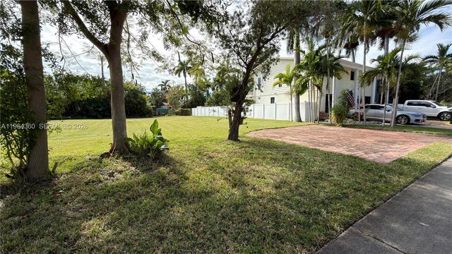 1000 Harrison Street, Hollywood, FL 33019