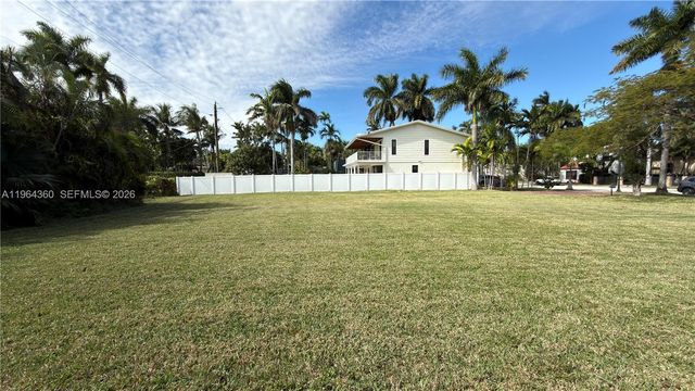 1000 Harrison Street, Hollywood, FL 33019