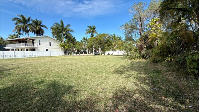 1000 Harrison Street, Hollywood, FL 33019