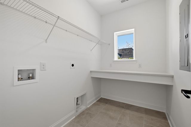 937 Brooklyn Crossing Road, Gallatin, TN 37066