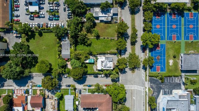 3055 NW 5th Ave, Miami, FL 33127