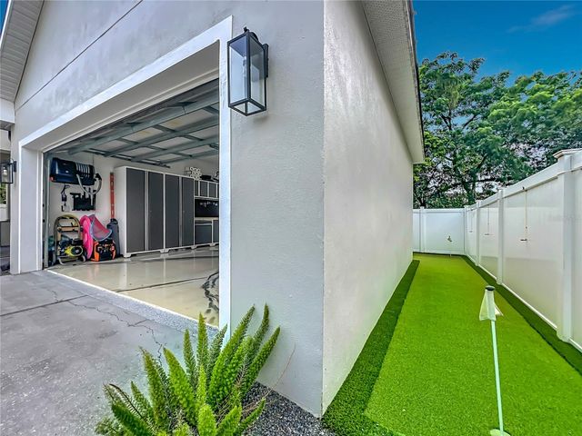 2738 PEPPER LN, Orlando, FL 32812