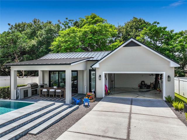 2738 PEPPER LN, Orlando, FL 32812