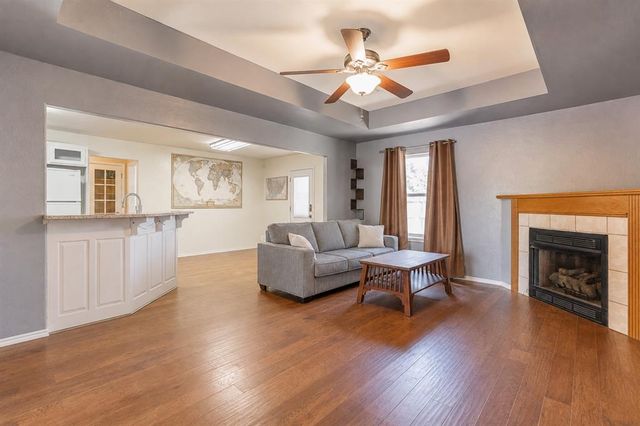 333 NE 9th Place, Newcastle, OK 73065