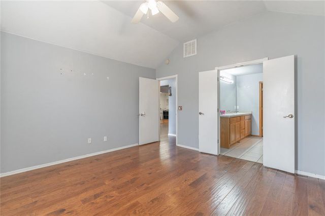 333 NE 9th Place, Newcastle, OK 73065