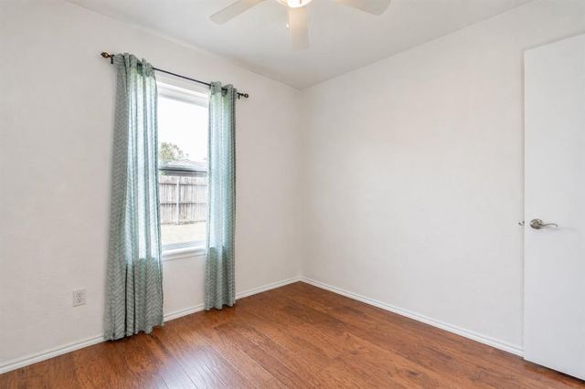 333 NE 9th Place, Newcastle, OK 73065