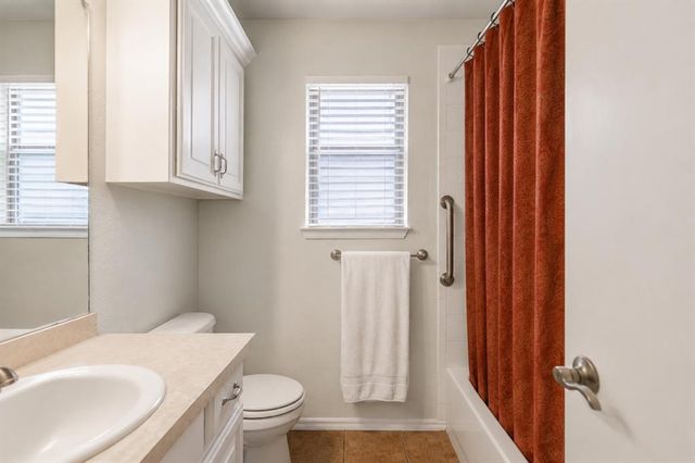 333 NE 9th Place, Newcastle, OK 73065