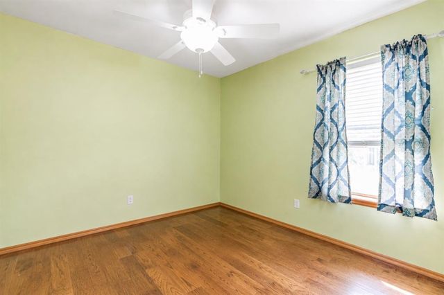 333 NE 9th Place, Newcastle, OK 73065