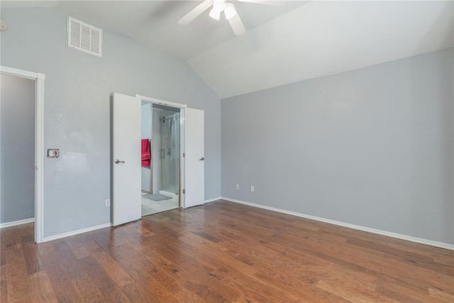 333 NE 9th Place, Newcastle, OK 73065