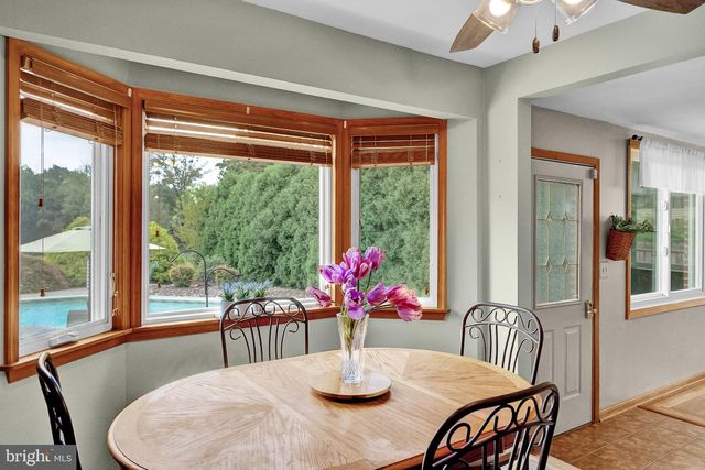72 OLD YORK RD, Chesterfield, NJ 08515