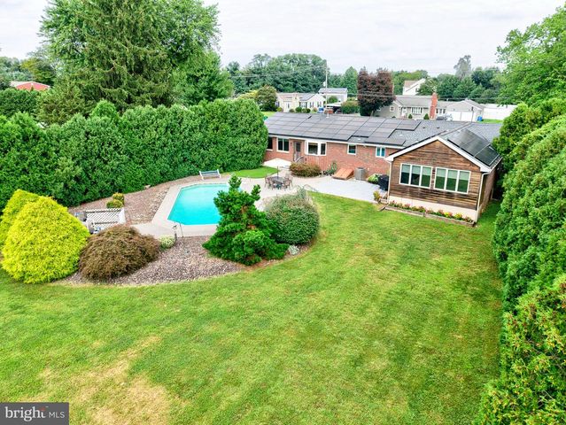 72 OLD YORK RD, Chesterfield, NJ 08515