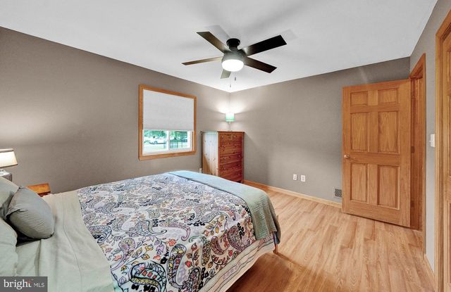 72 OLD YORK RD, Chesterfield, NJ 08515
