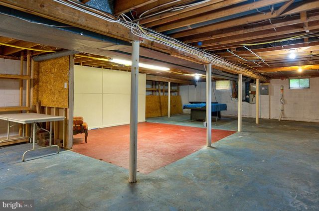 72 OLD YORK RD, Chesterfield, NJ 08515