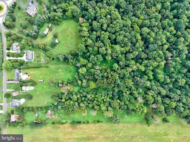 72 OLD YORK RD, Chesterfield, NJ 08515