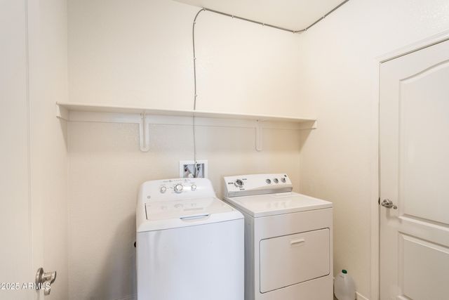 1087 PASO ROBLES Avenue, Sierra Vista, AZ 85635