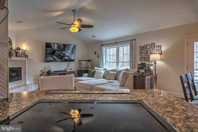 10624 CHESTERWOOD DR, Spotsylvania, VA 22553