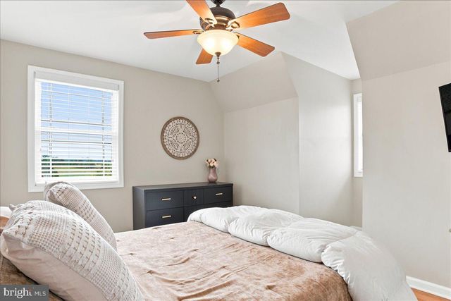 461 VETERANS RD, Middletown, VA 22645