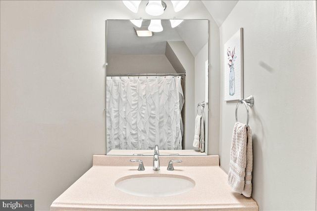 461 VETERANS RD, Middletown, VA 22645