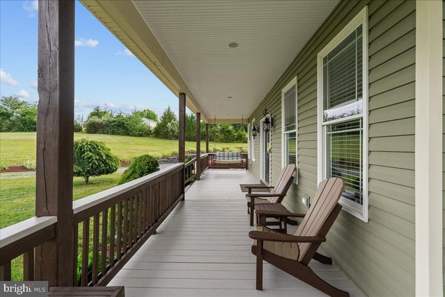 461 VETERANS RD, Middletown, VA 22645