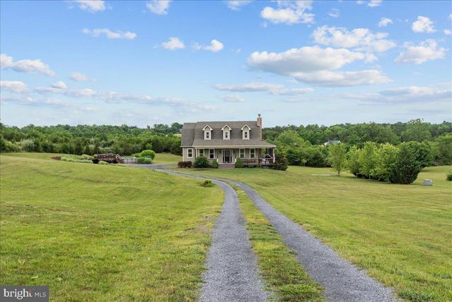 461 VETERANS RD, Middletown, VA 22645