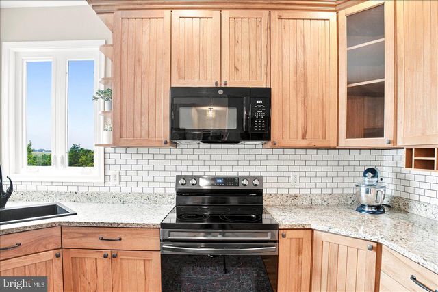 461 VETERANS RD, Middletown, VA 22645