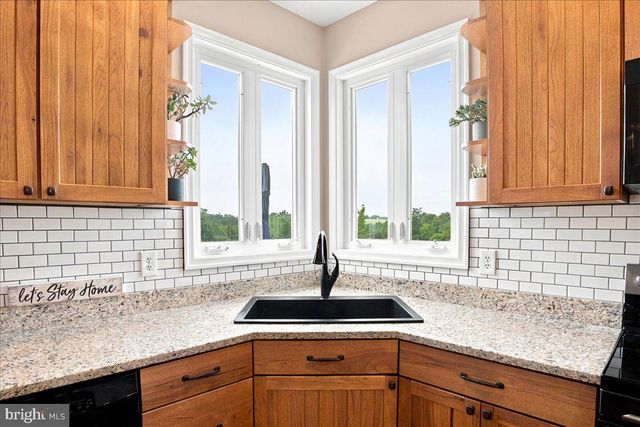 461 VETERANS RD, Middletown, VA 22645