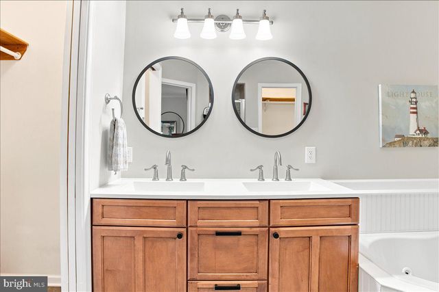 461 VETERANS RD, Middletown, VA 22645
