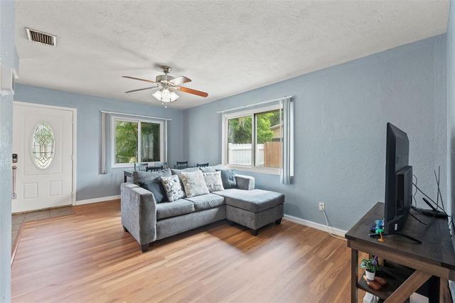 6982 78TH AVENUE N, Pinellas Park, FL 33781