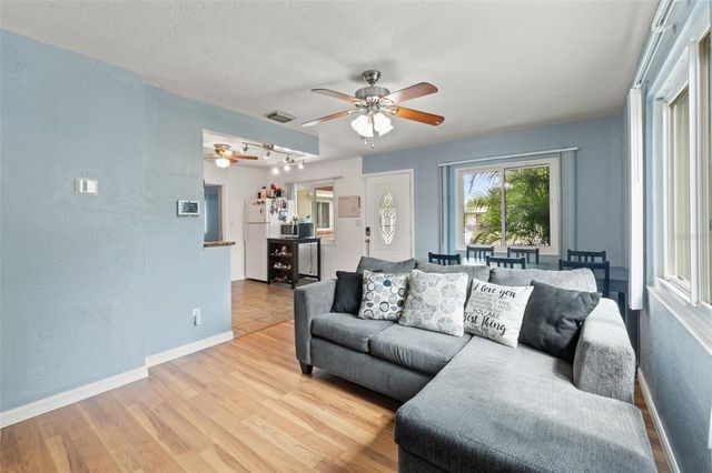 6982 78TH AVENUE N, Pinellas Park, FL 33781