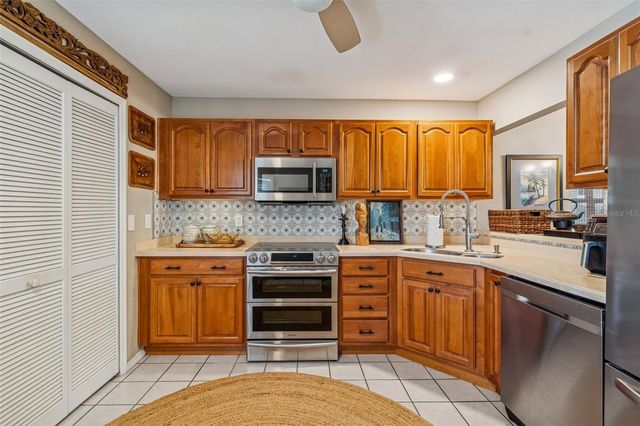 5100 BURCHETTE ROAD 2900, Tampa, FL 33647