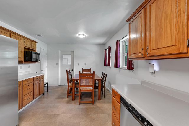 1318 Lansing Lane, Longview, TX 75605