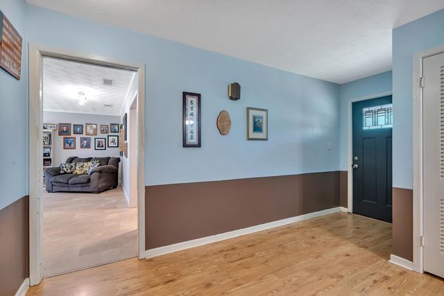 1318 Lansing Lane, Longview, TX 75605