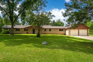 1318 Lansing Lane, Longview, TX 75605