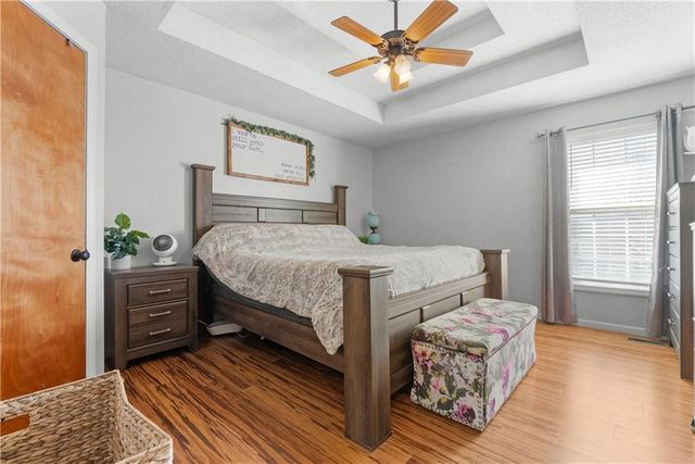 1205 Robin Circle, Liberty, MO 64068