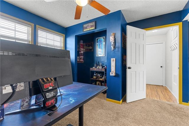 1205 Robin Circle, Liberty, MO 64068