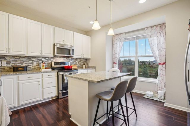 5125 95th Way N, Brooklyn Park, MN 55443